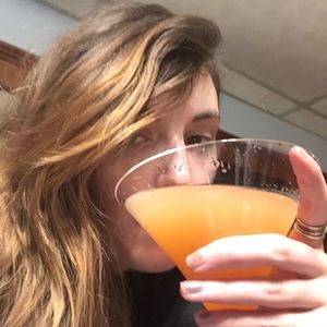 Meet your Posher, Caroline